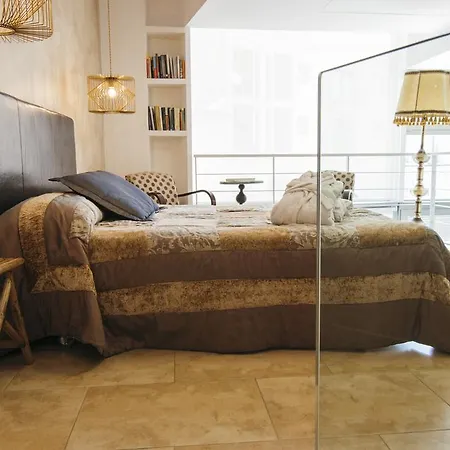 아파트 La Casa Dels Abeuradors
